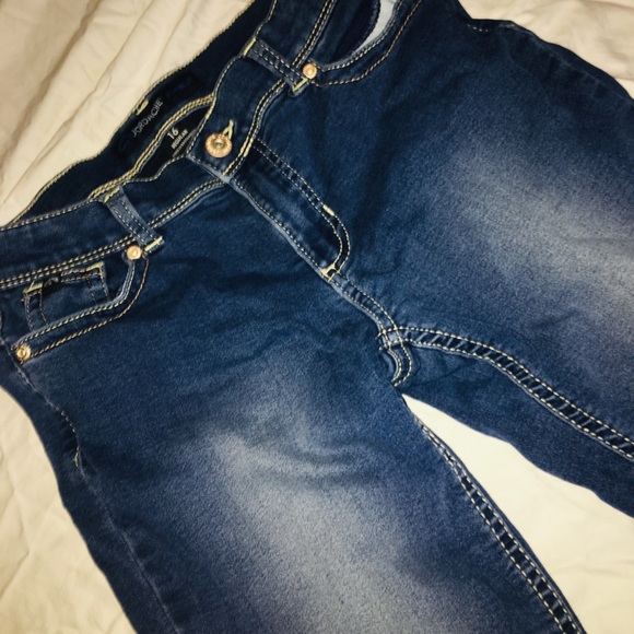 Jeans - Picture 2 of 3